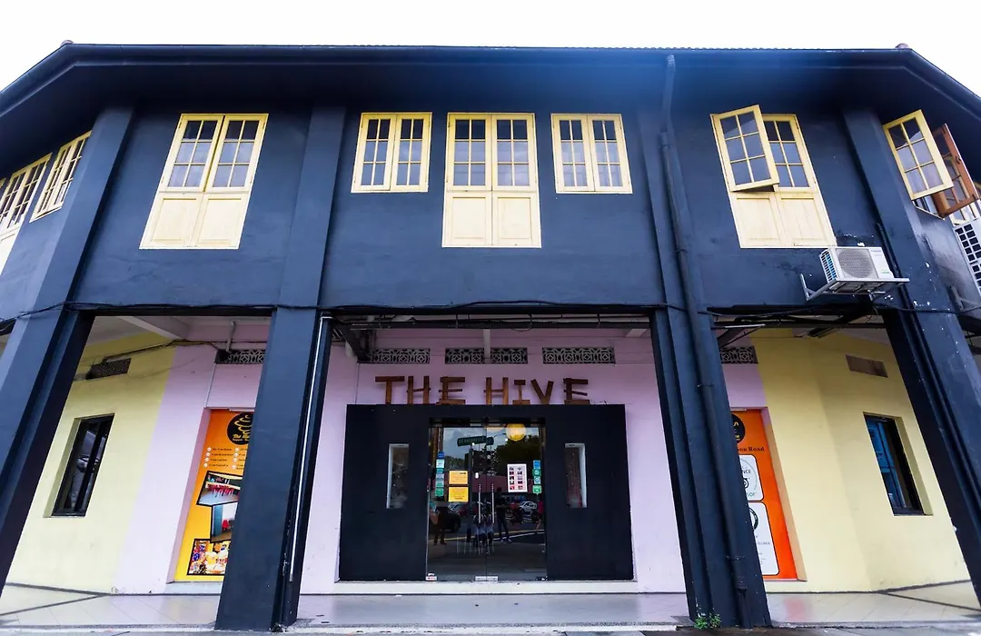 The Hive Singapore Hostel-1